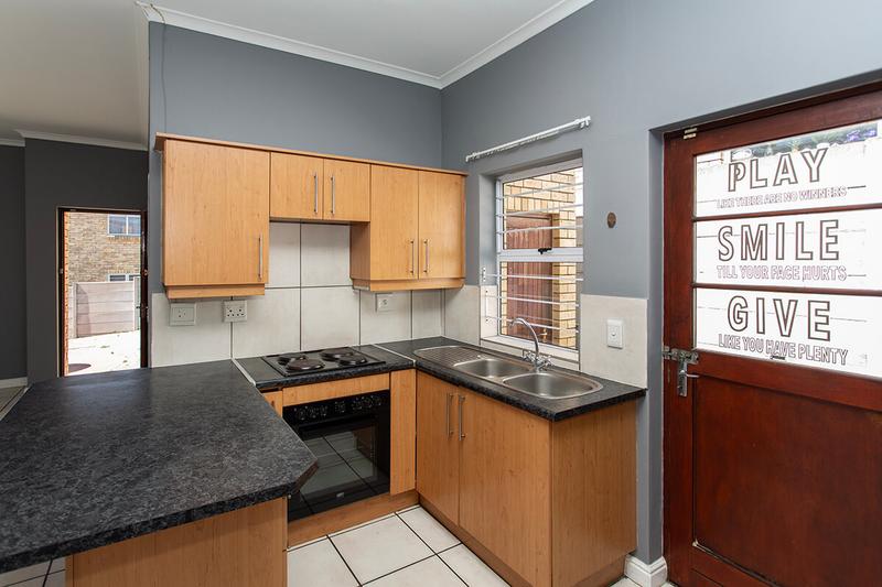 3 Bedroom Property for Sale in Normandie Western Cape